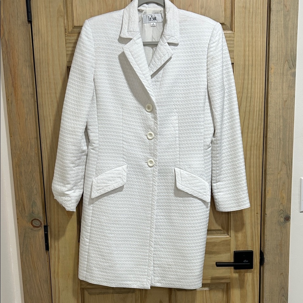 Le Suit White Textured Blazer